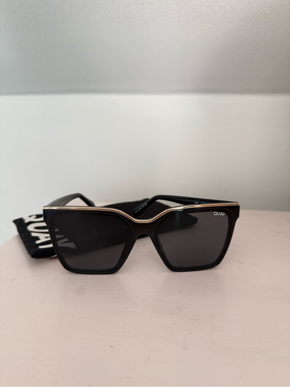 Quay Australia Black Oversized Cat-Eye Sunglasses with Gold Trim